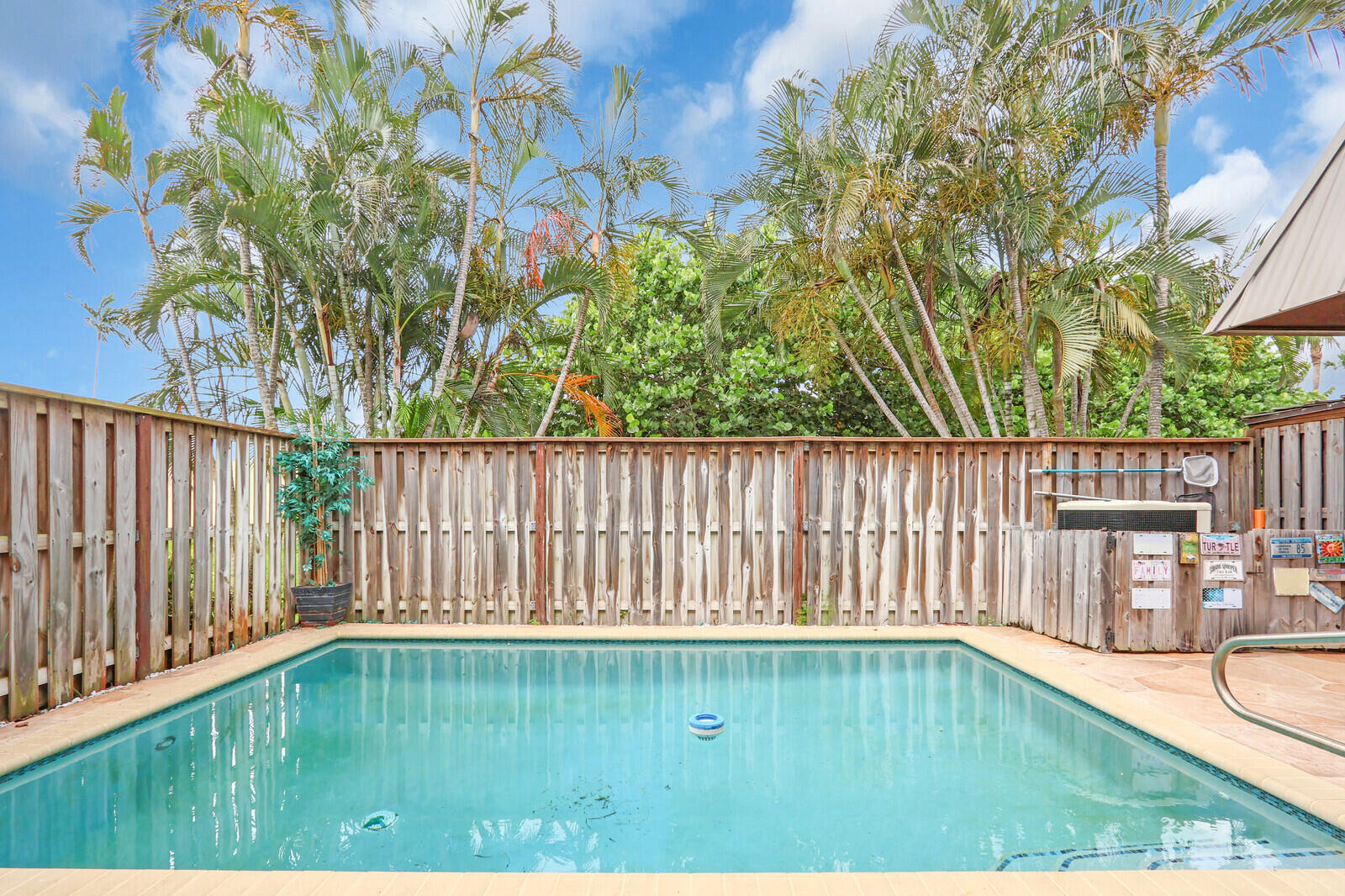 1420 OCEAN Way 7D