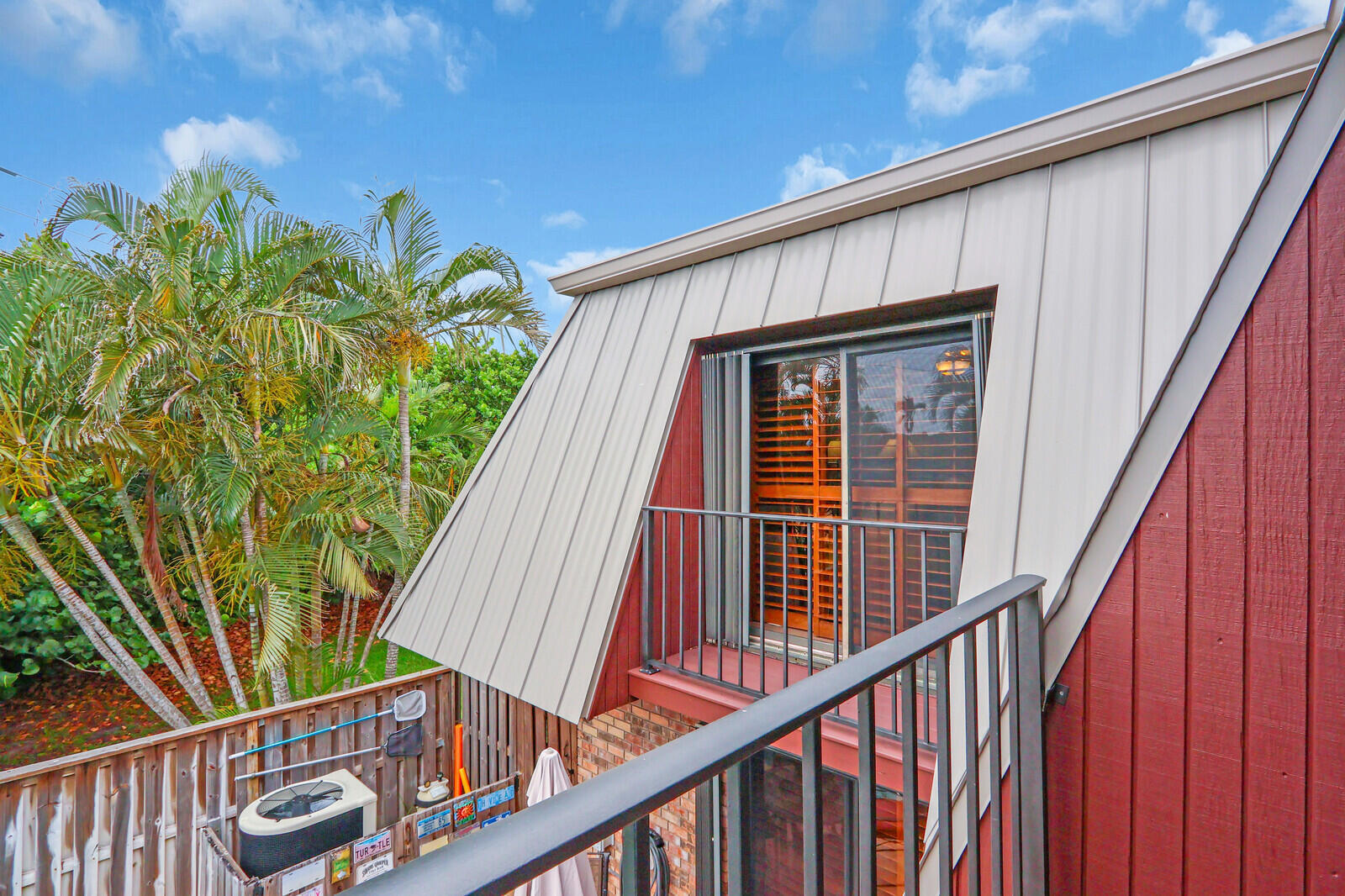 1420 OCEAN Way 7D