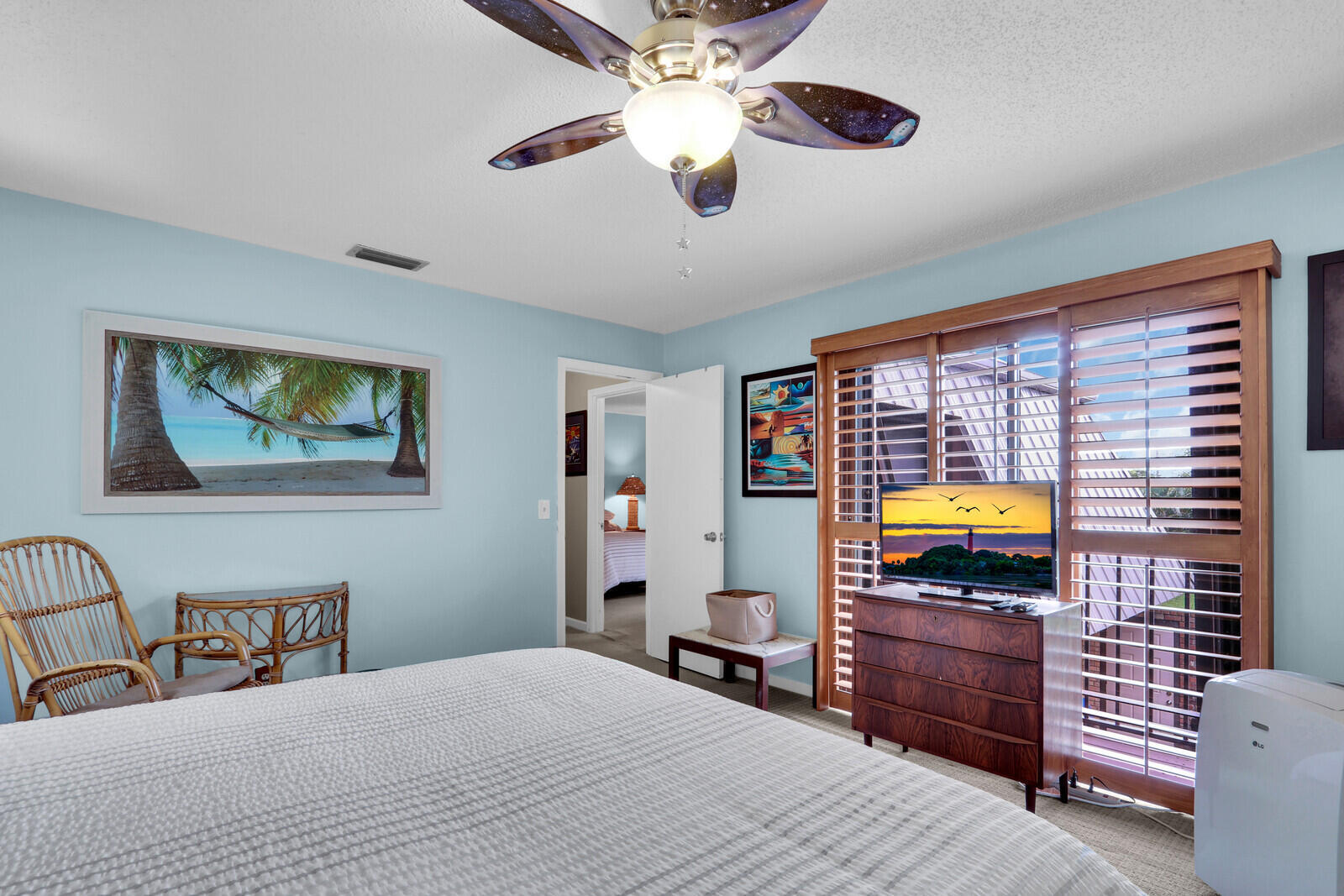 1420 OCEAN Way 7D
