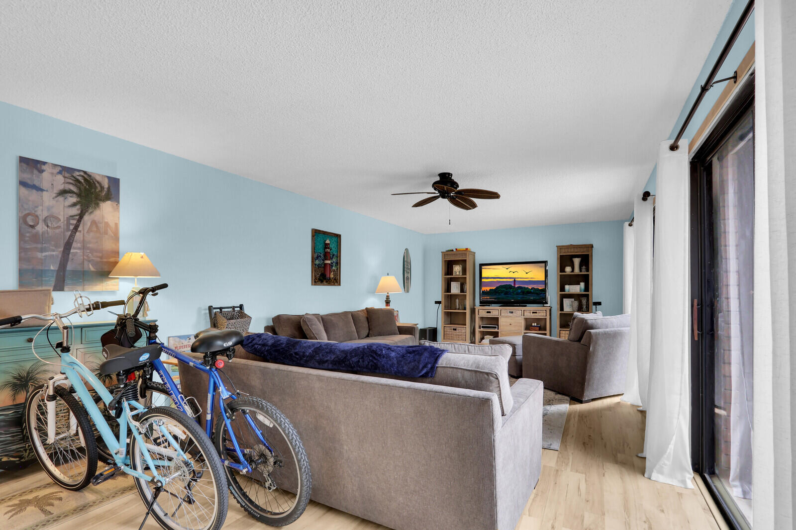 1420 OCEAN Way 7D