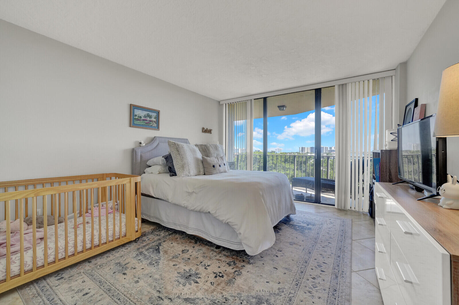 859 Jeffery Street 7050
