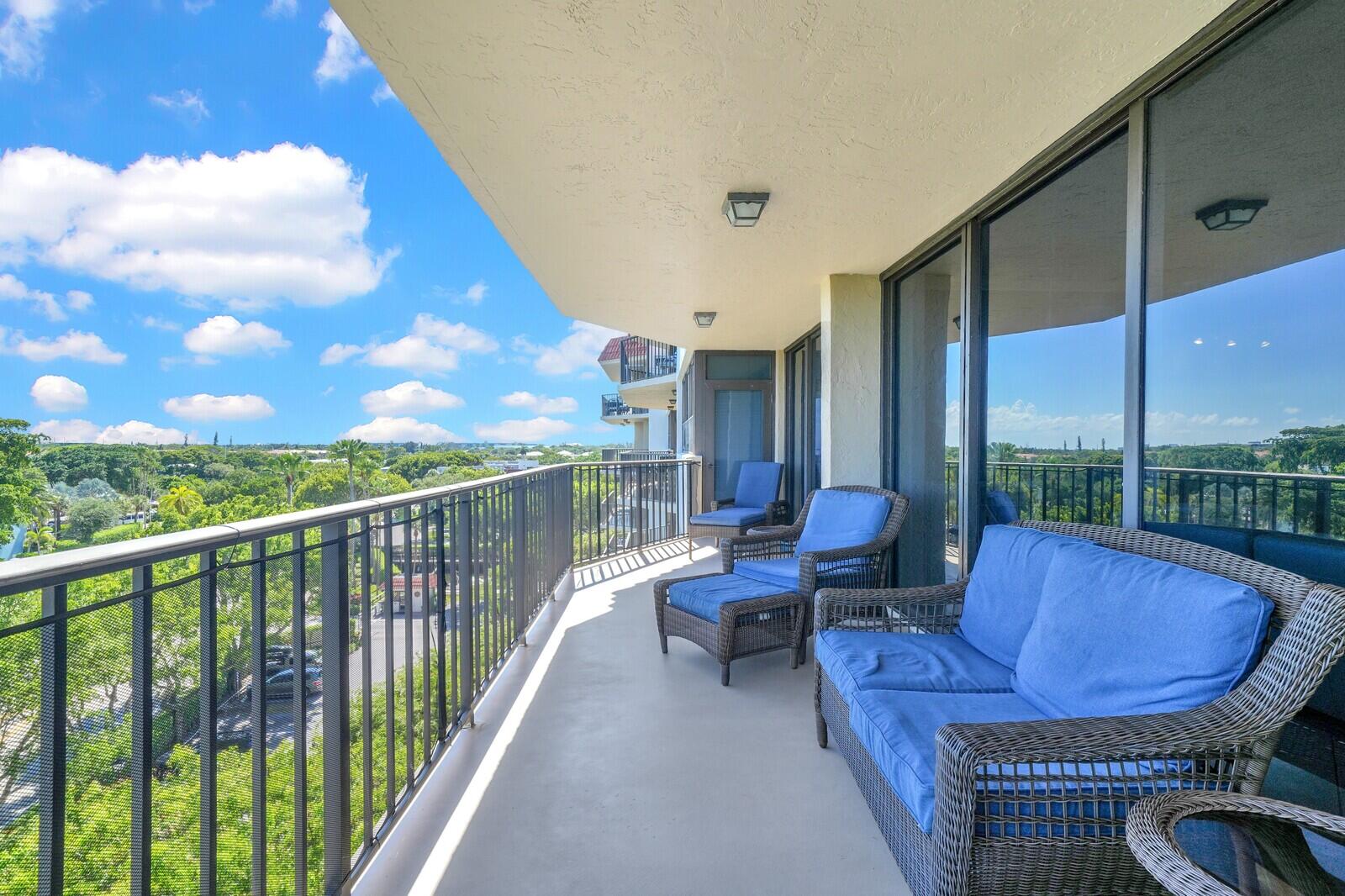 859 Jeffery Street 7050