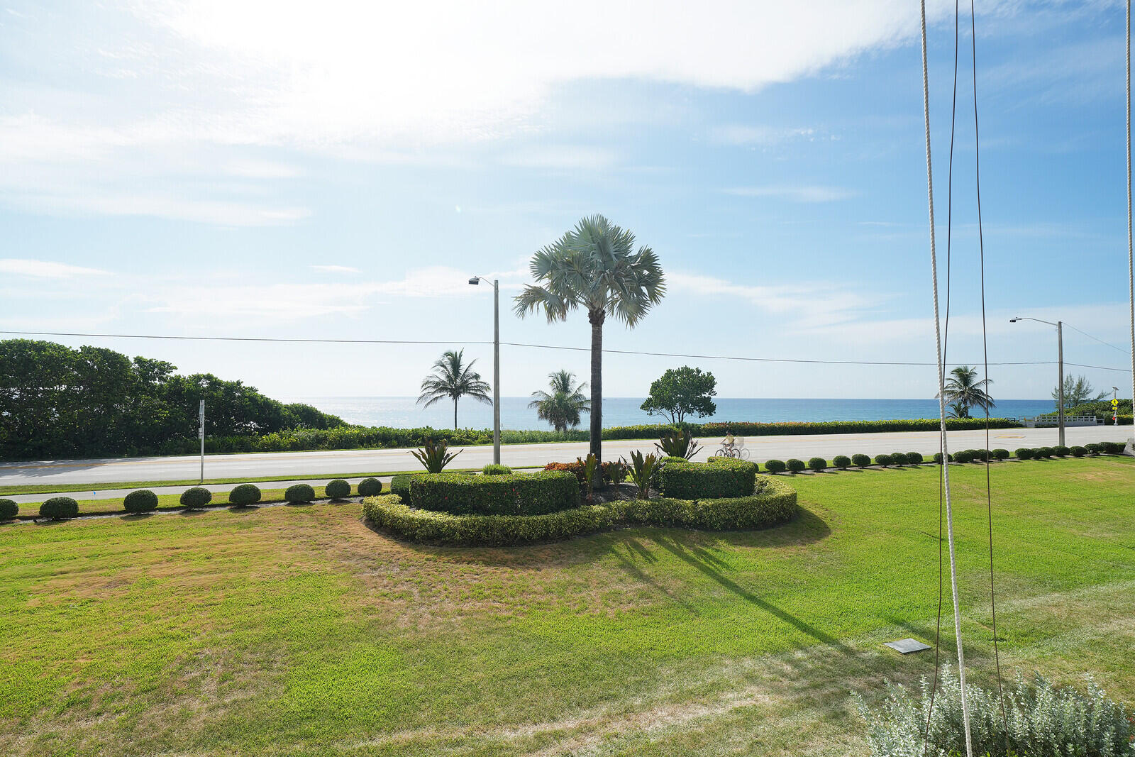 2727 N OCEAN A-203