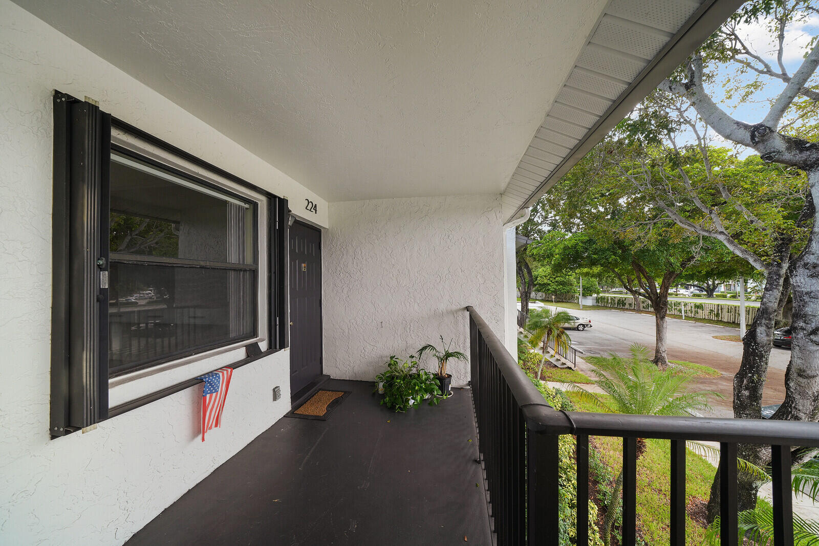 1284 S Military Trail 224