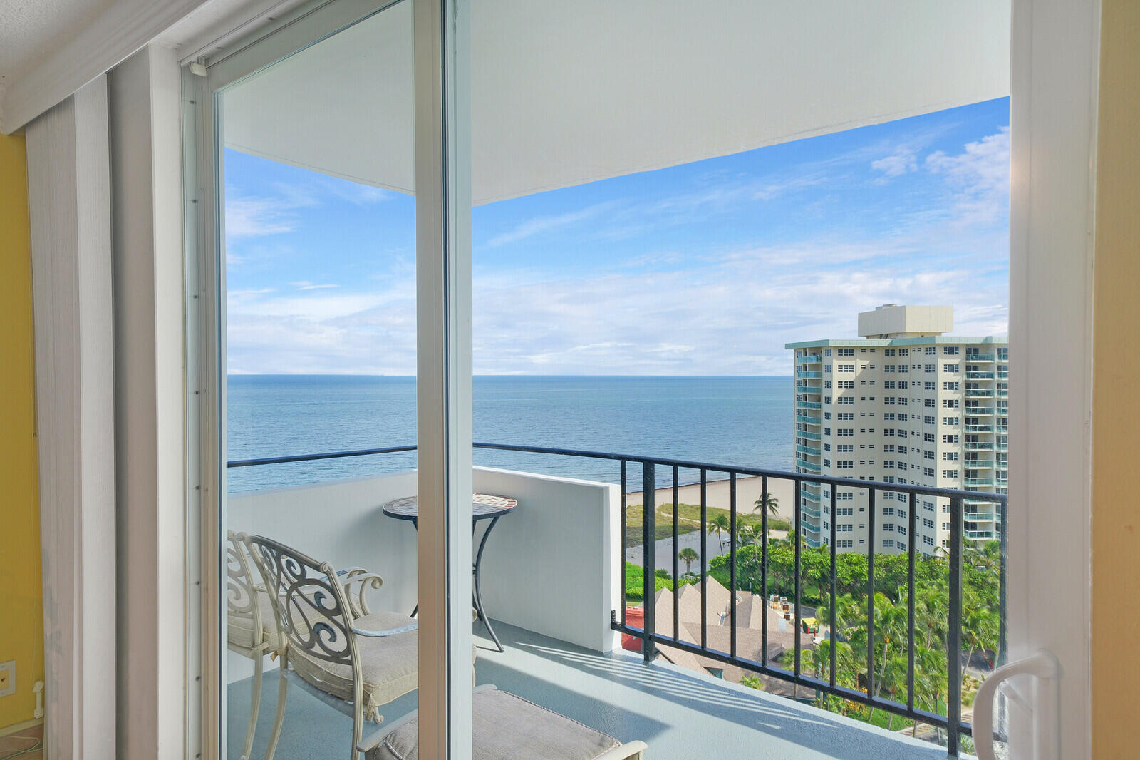 2000 S OCEAN Boulevard 14L, Lauderdale-By-The-Sea Unit: 14L