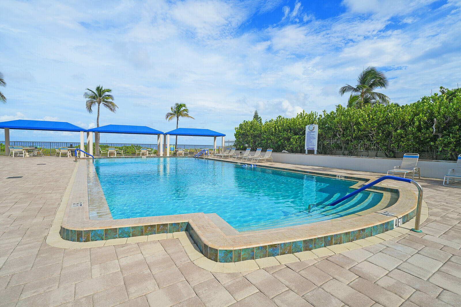 2000 S OCEAN Boulevard 14L, Lauderdale-By-The-Sea Unit: 14L
