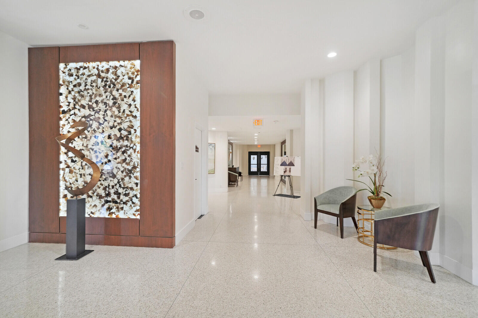 2000 S OCEAN Boulevard 14L, Lauderdale-By-The-Sea Unit: 14L