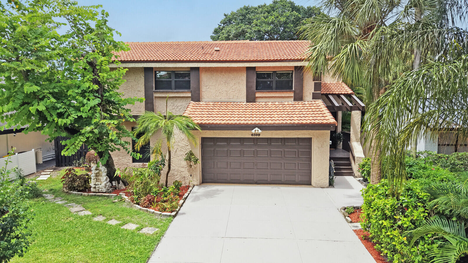 6599 Pond Apple Road