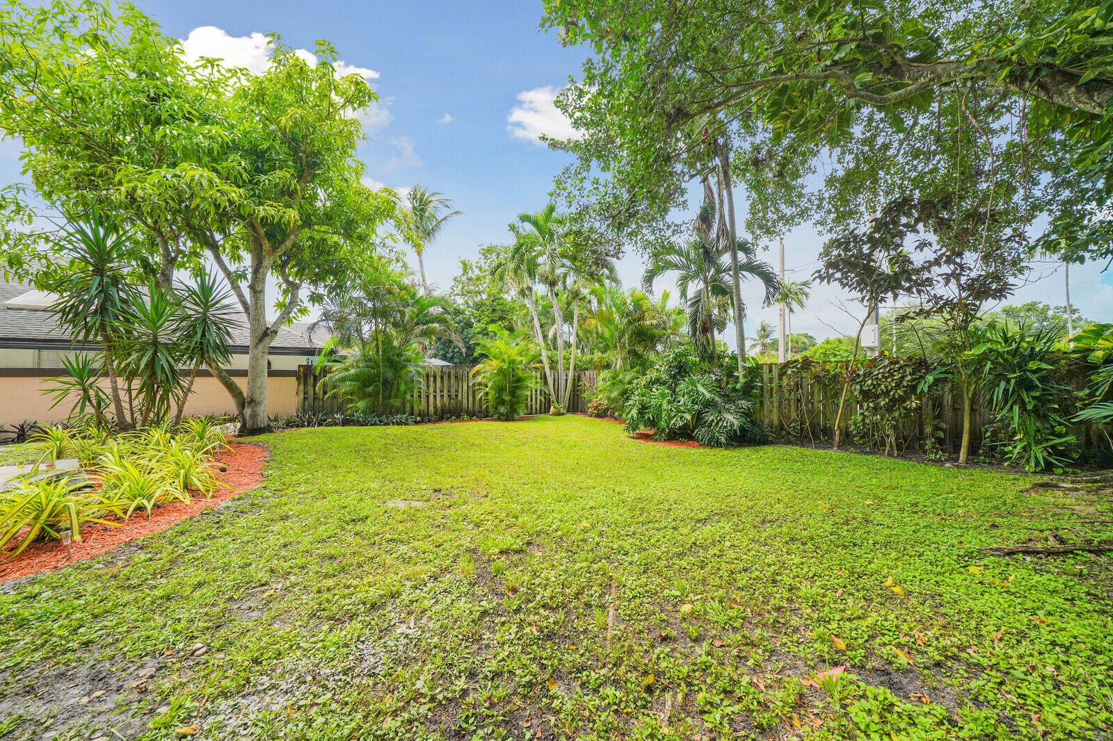 6599 Pond Apple Road
