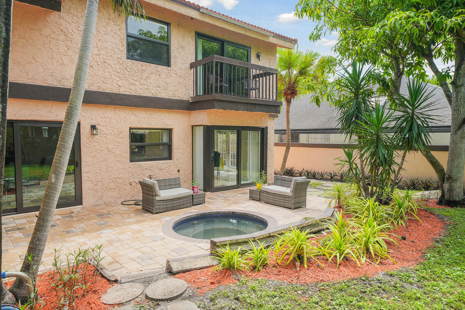 6599 Pond Apple Road