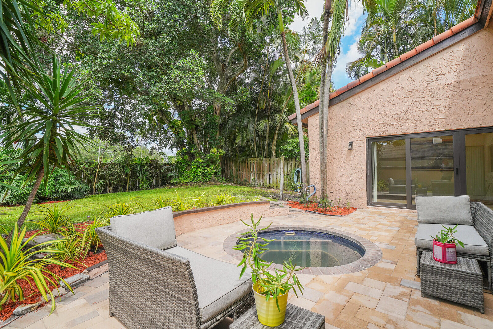 6599 Pond Apple Road