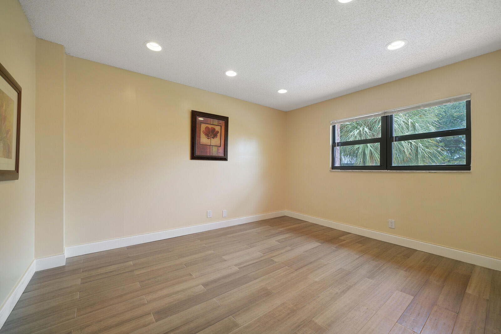 6599 Pond Apple Road