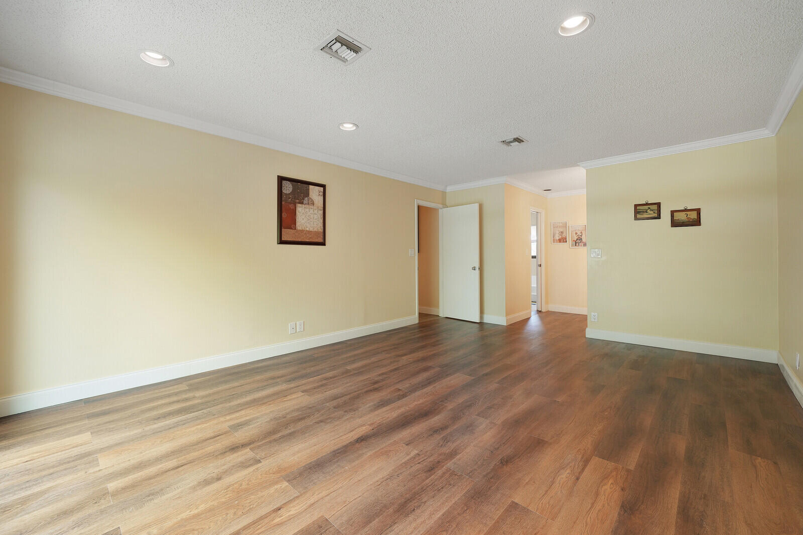 6599 Pond Apple Road