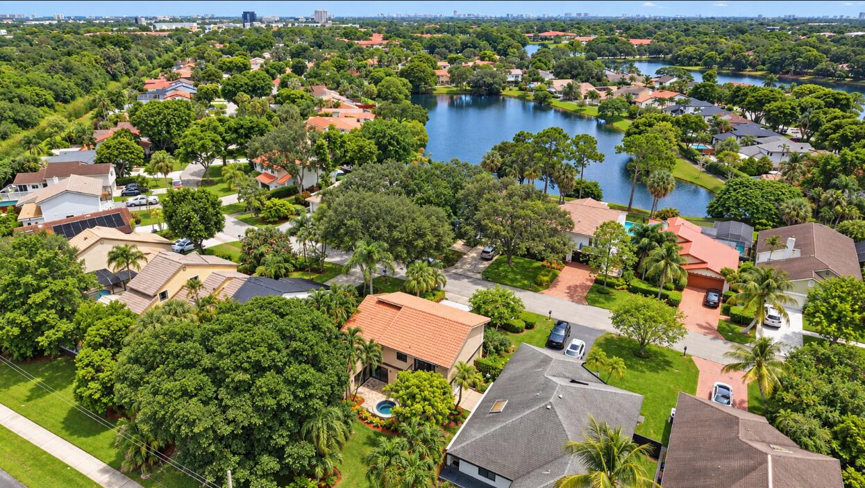 6599 Pond Apple Road
