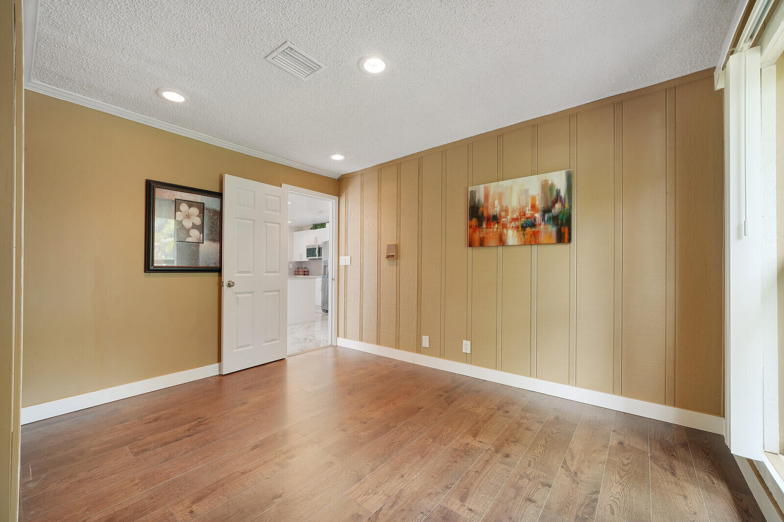6599 Pond Apple Road