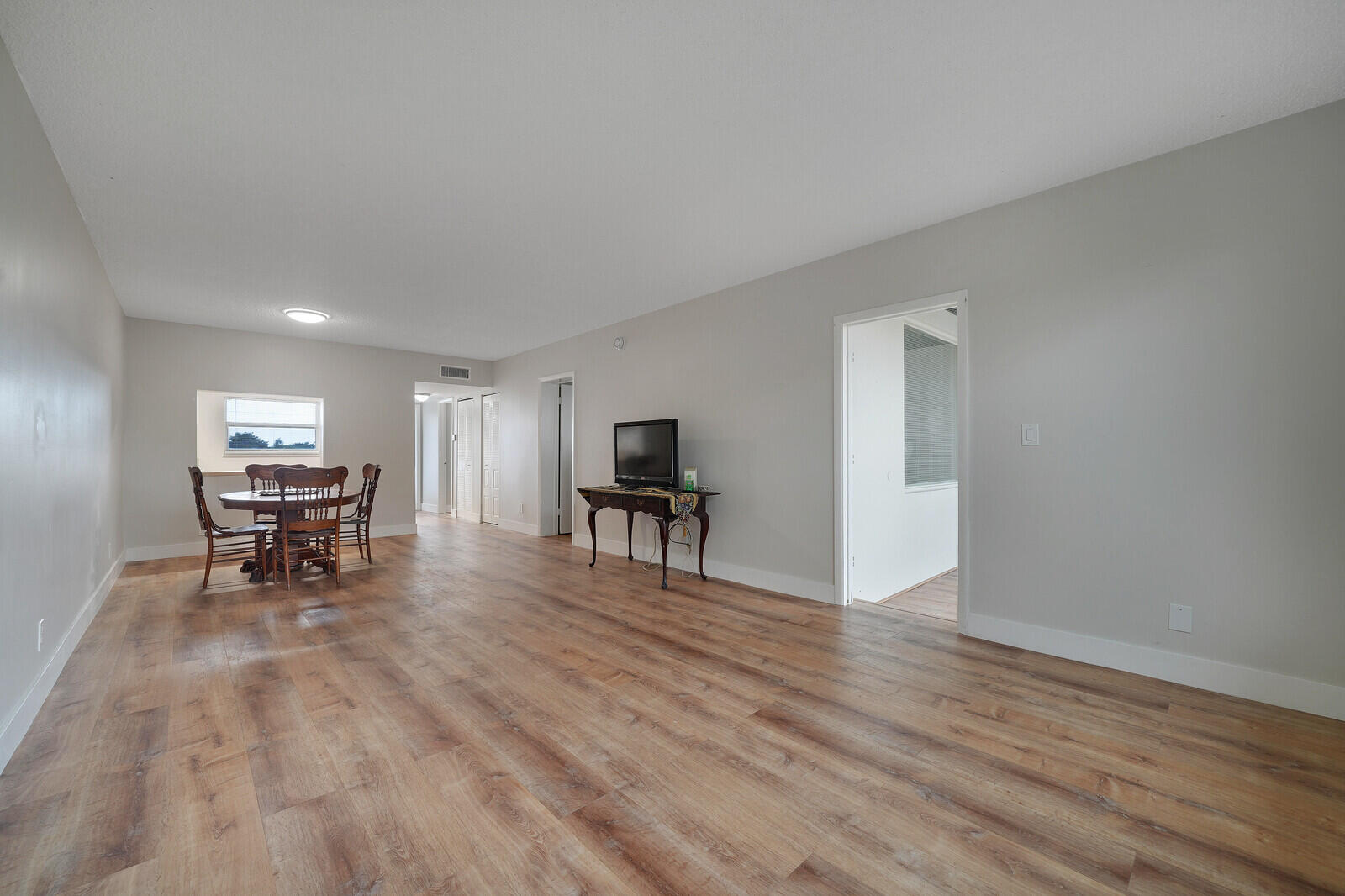 6005 Del Lago Circle 311