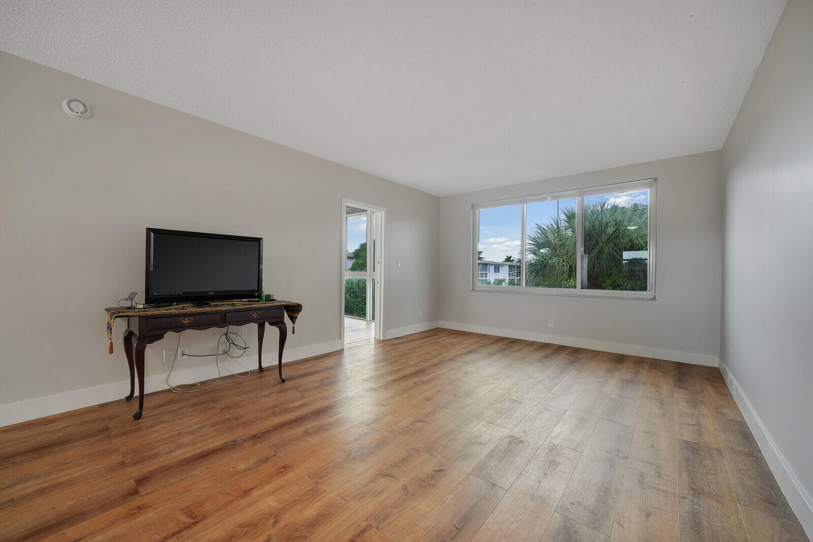 6005 Del Lago Circle 311