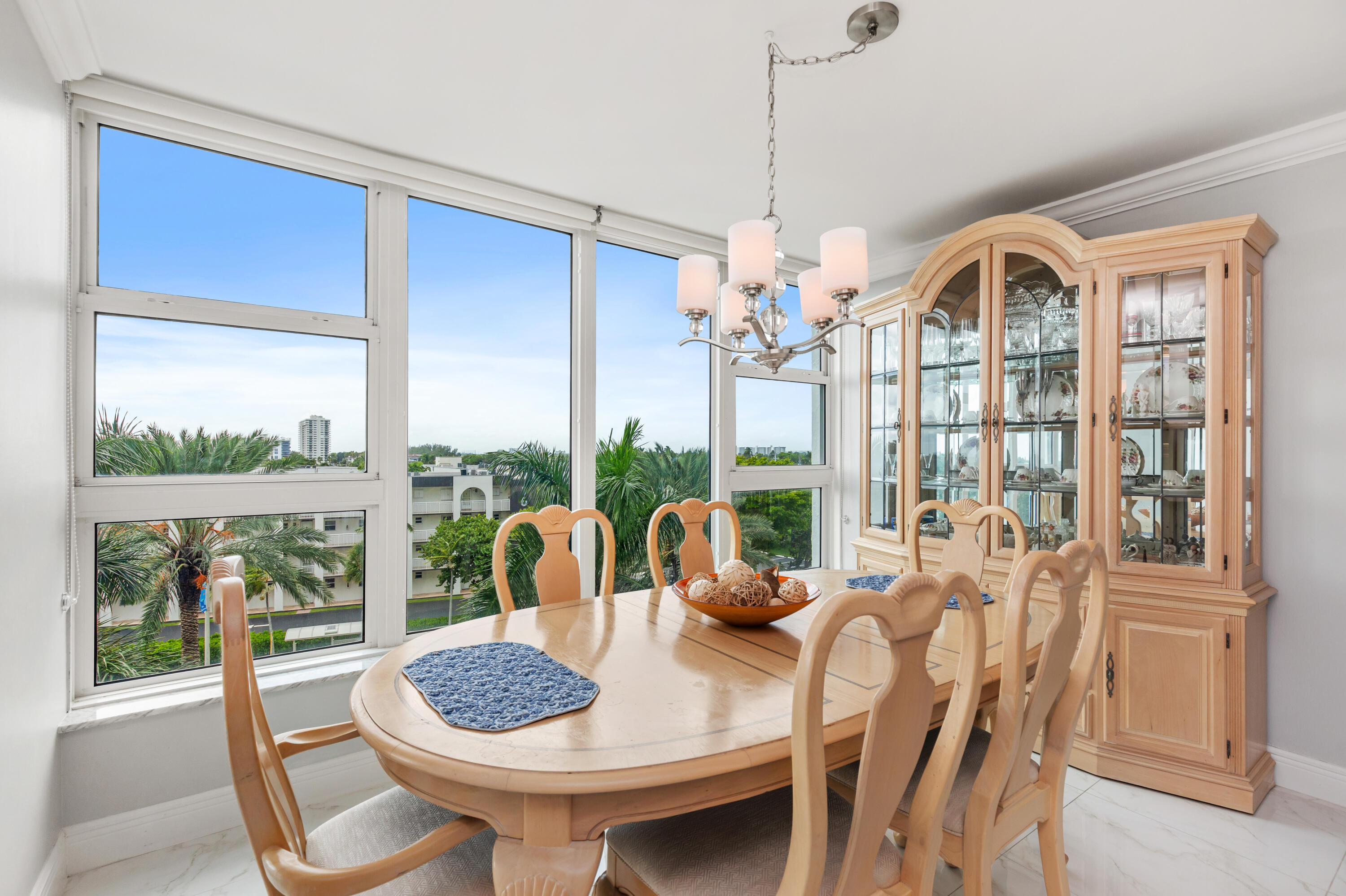 1620 S Ocean Boulevard 5H, Lauderdale-By-The-Sea Unit: 5H