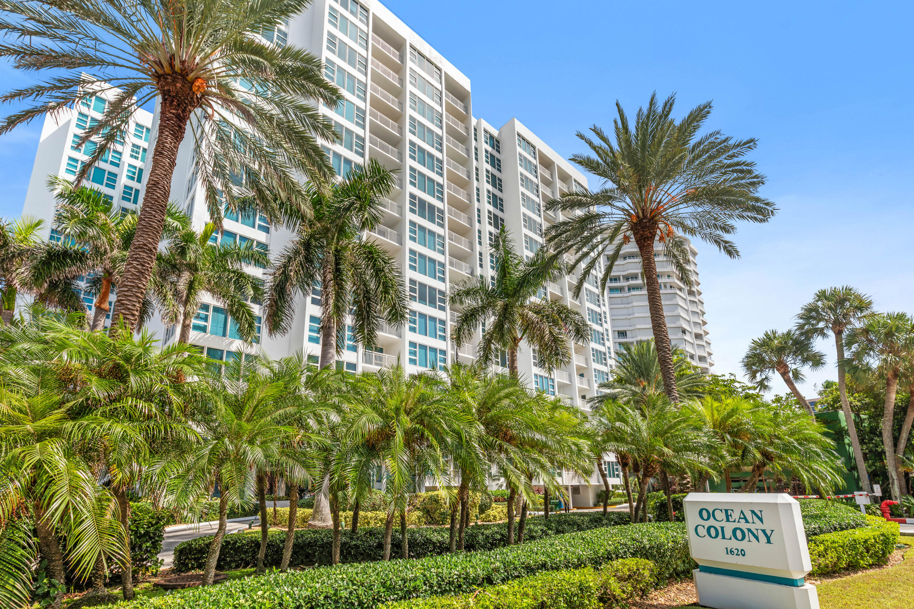 1620 S Ocean Boulevard 5H, Lauderdale-By-The-Sea Unit: 5H