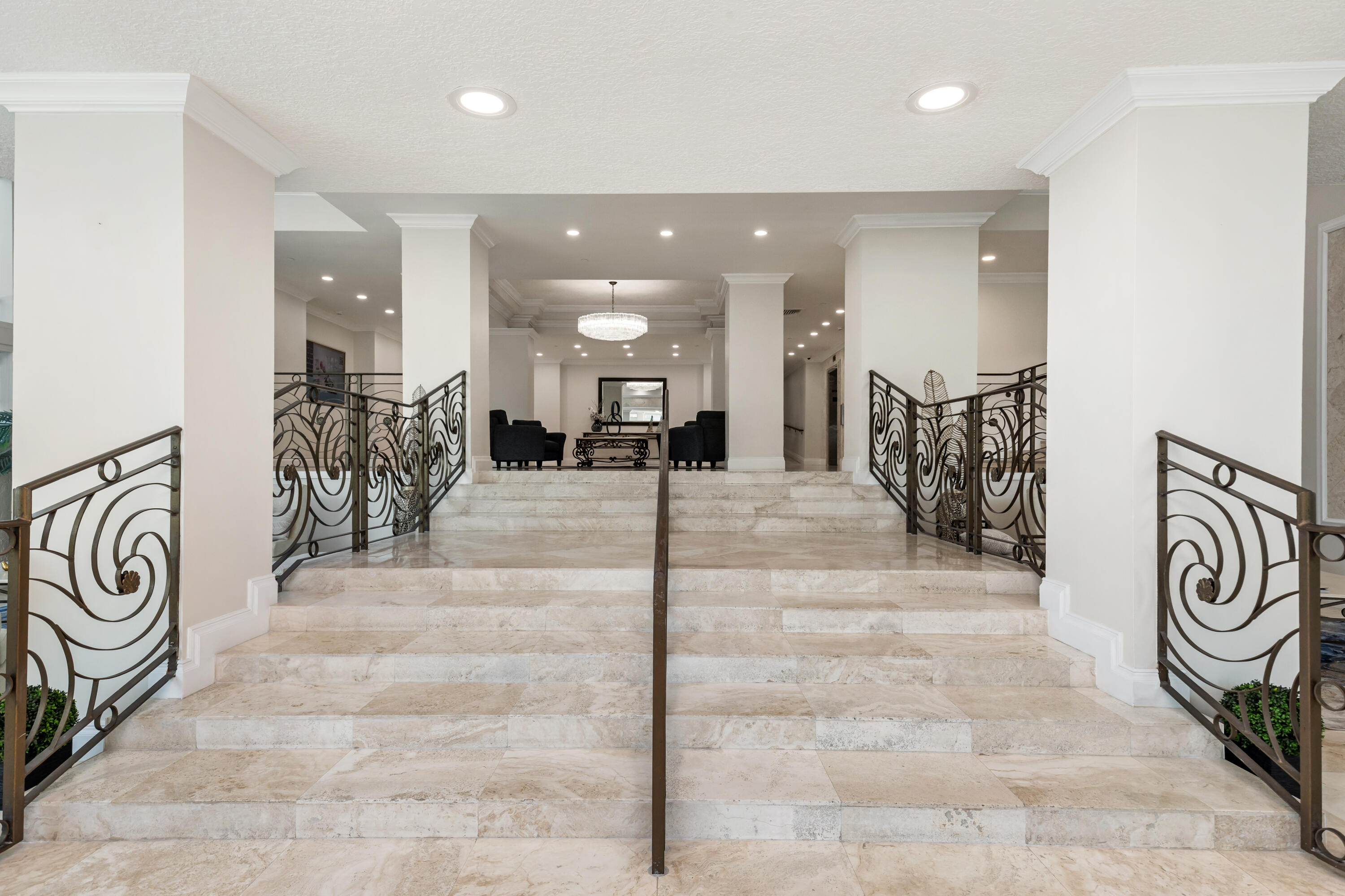 1620 S Ocean Boulevard 5H, Lauderdale-By-The-Sea Unit: 5H