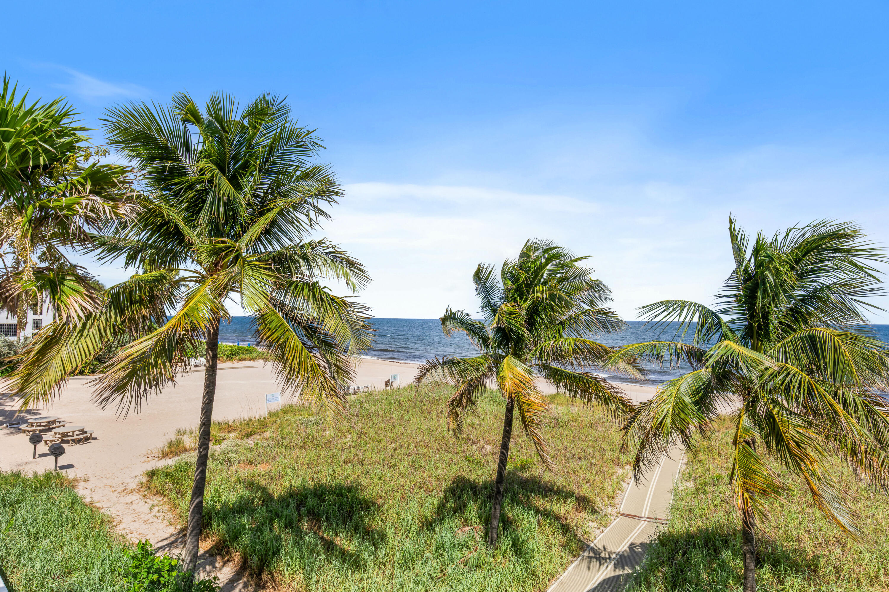 1620 S Ocean Boulevard 5H, Lauderdale-By-The-Sea Unit: 5H