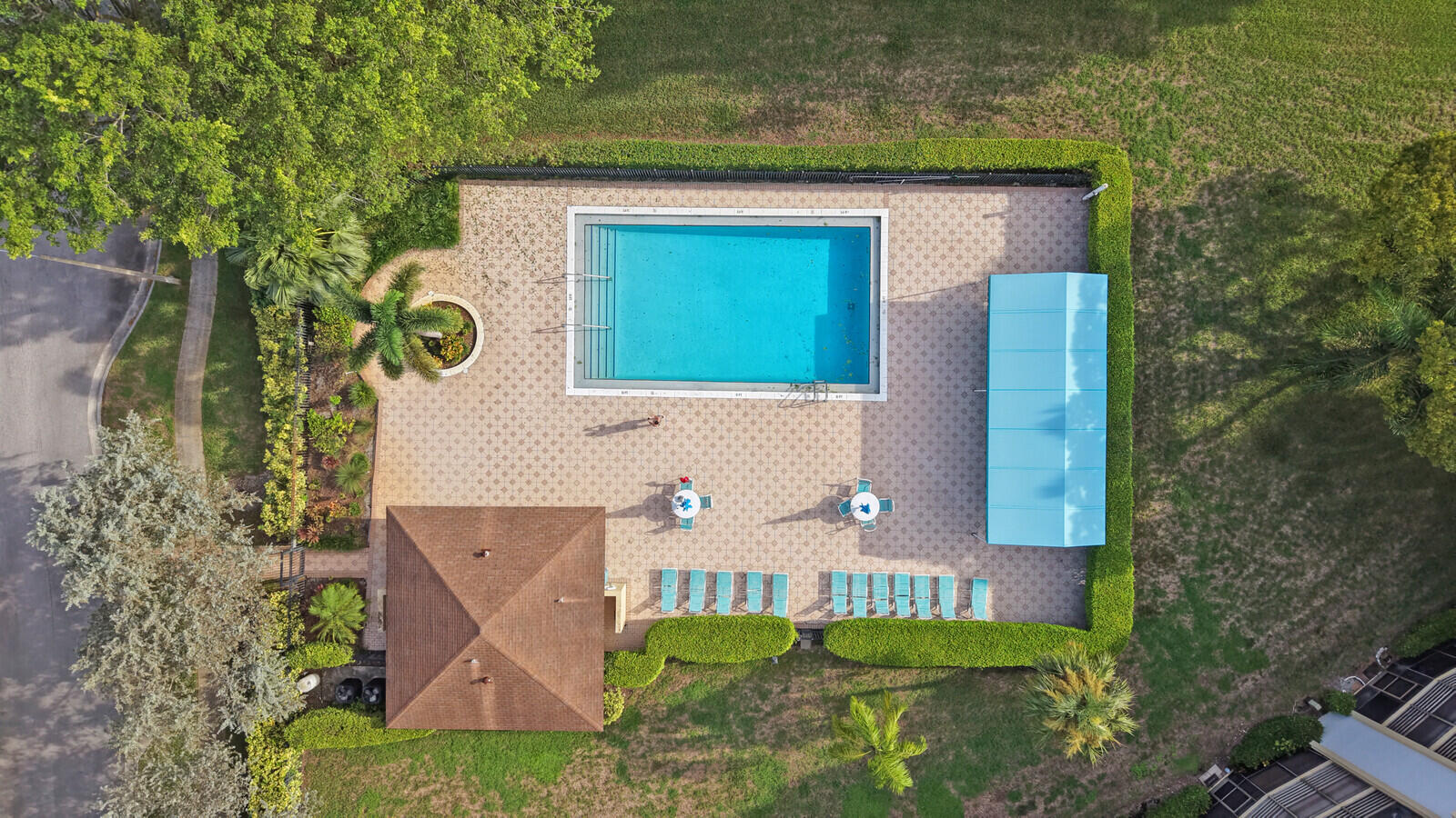 23345 Carolwood Lane 406