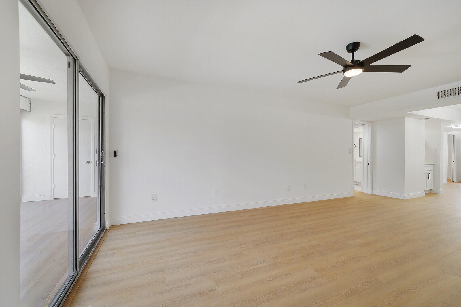 23345 Carolwood Lane 406