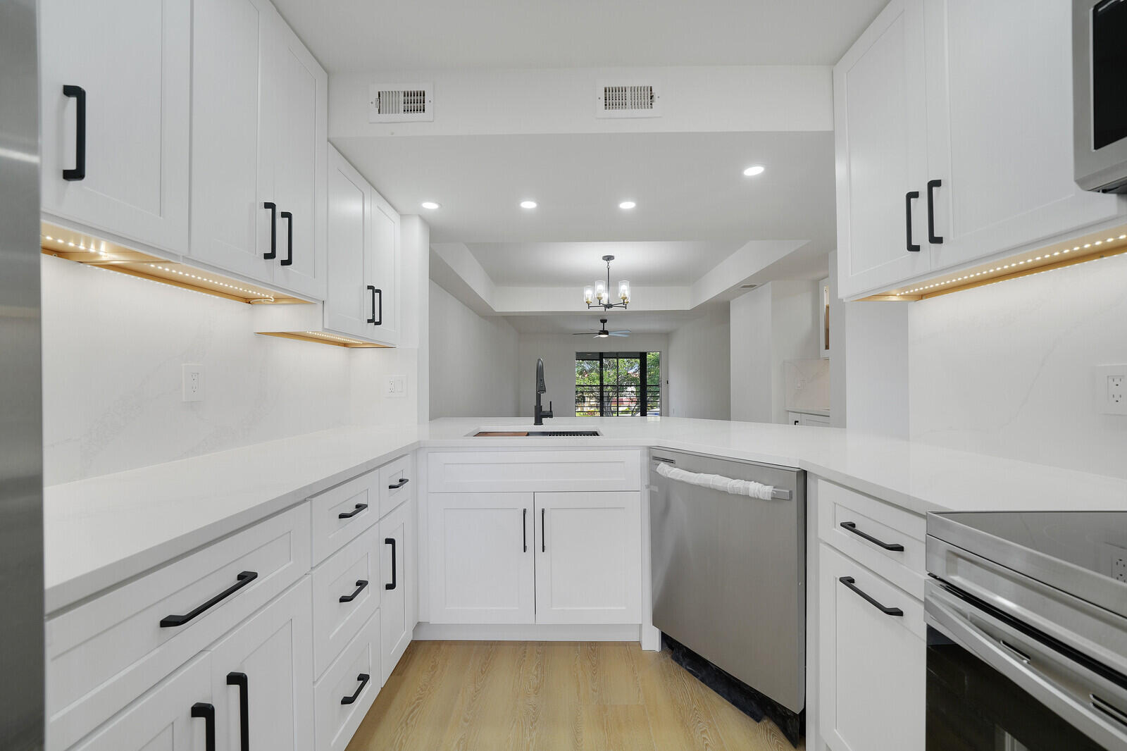 23345 Carolwood Lane 406