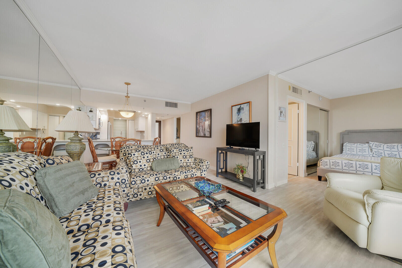 2707 N OCEAN Boulevard D-406