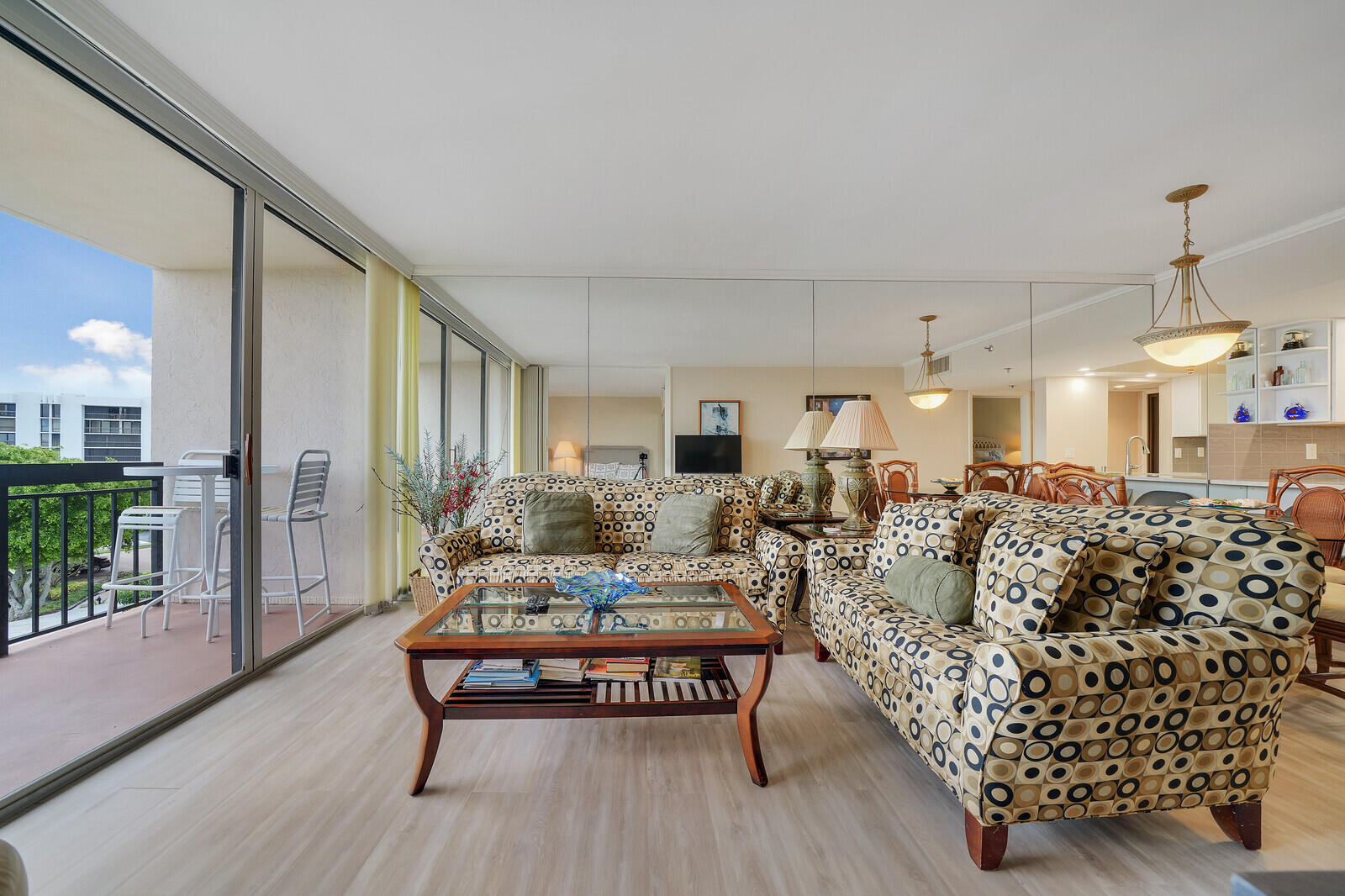 2707 N OCEAN Boulevard D-406