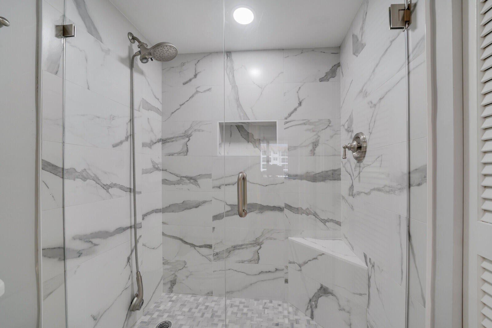 2707 N OCEAN Boulevard D-406