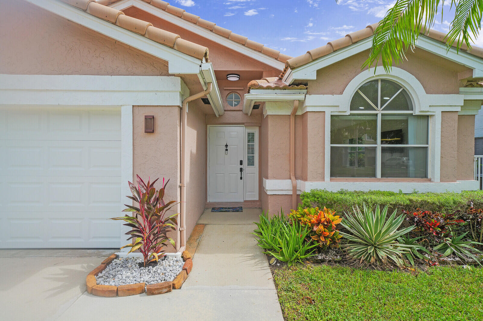 8599 Tourmaline Boulevard