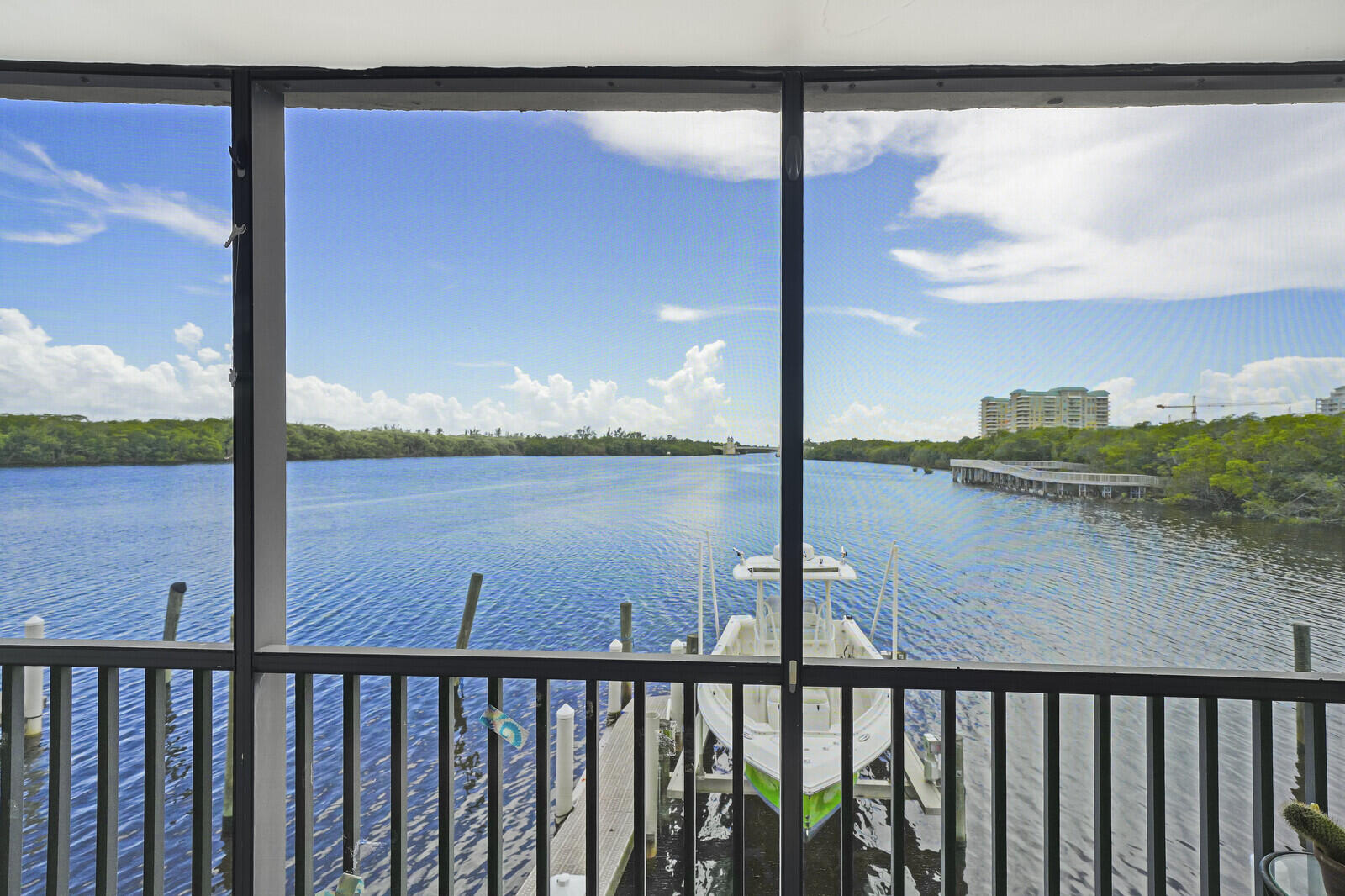 710 NE 7th Street 207