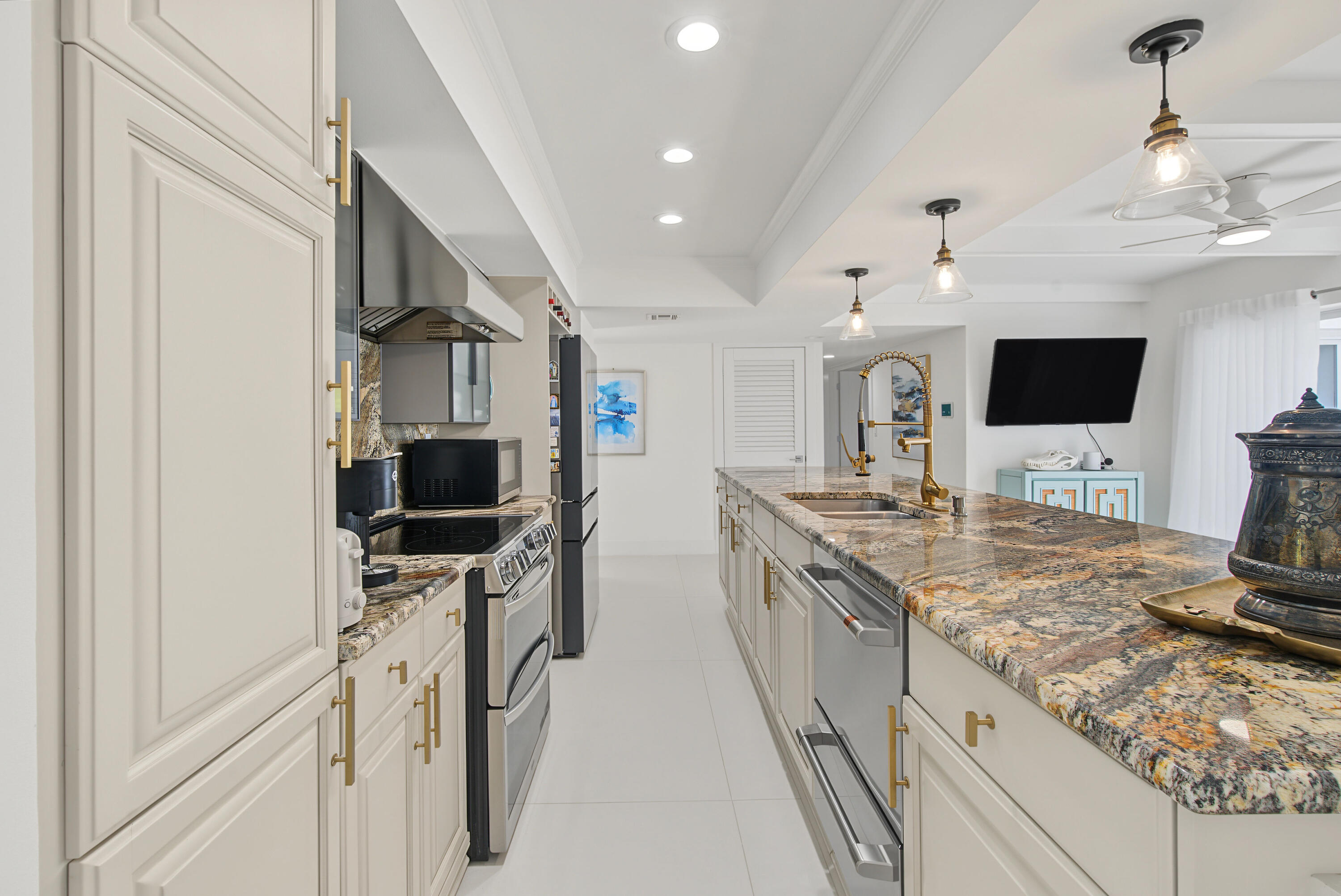 5987 PATIO Drive