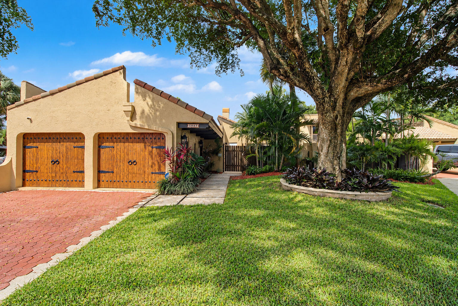 5987 PATIO Drive