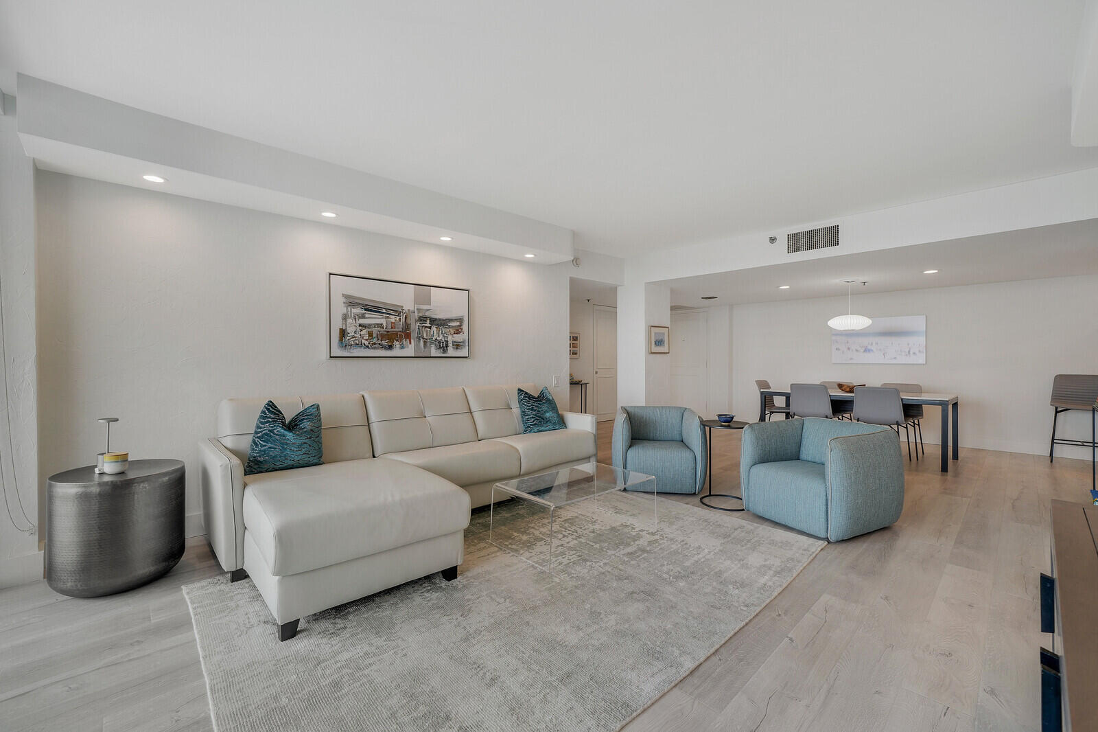 2697 N OCEAN F-403