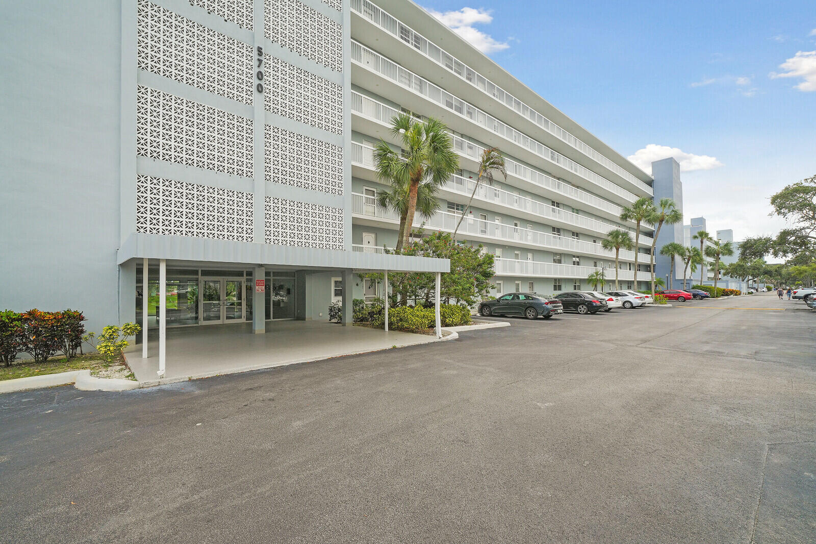 5700 NW 2ND Avenue 405