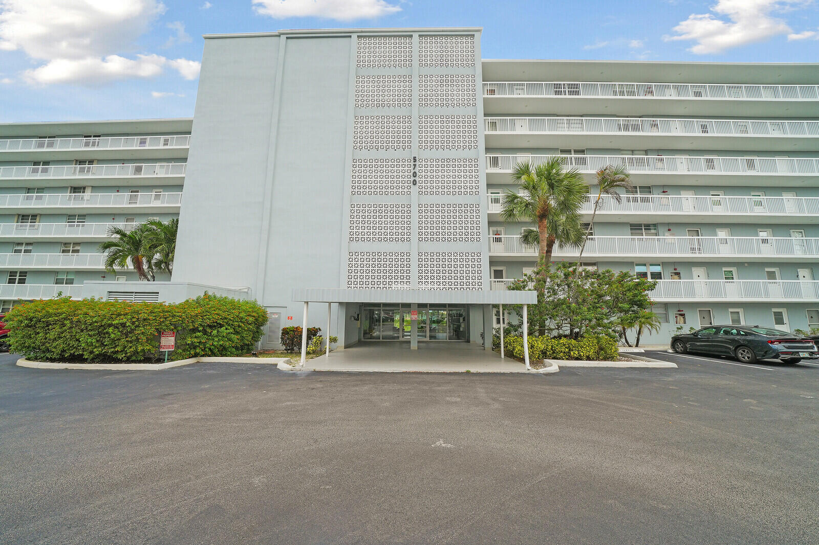 5700 NW 2ND Avenue 405