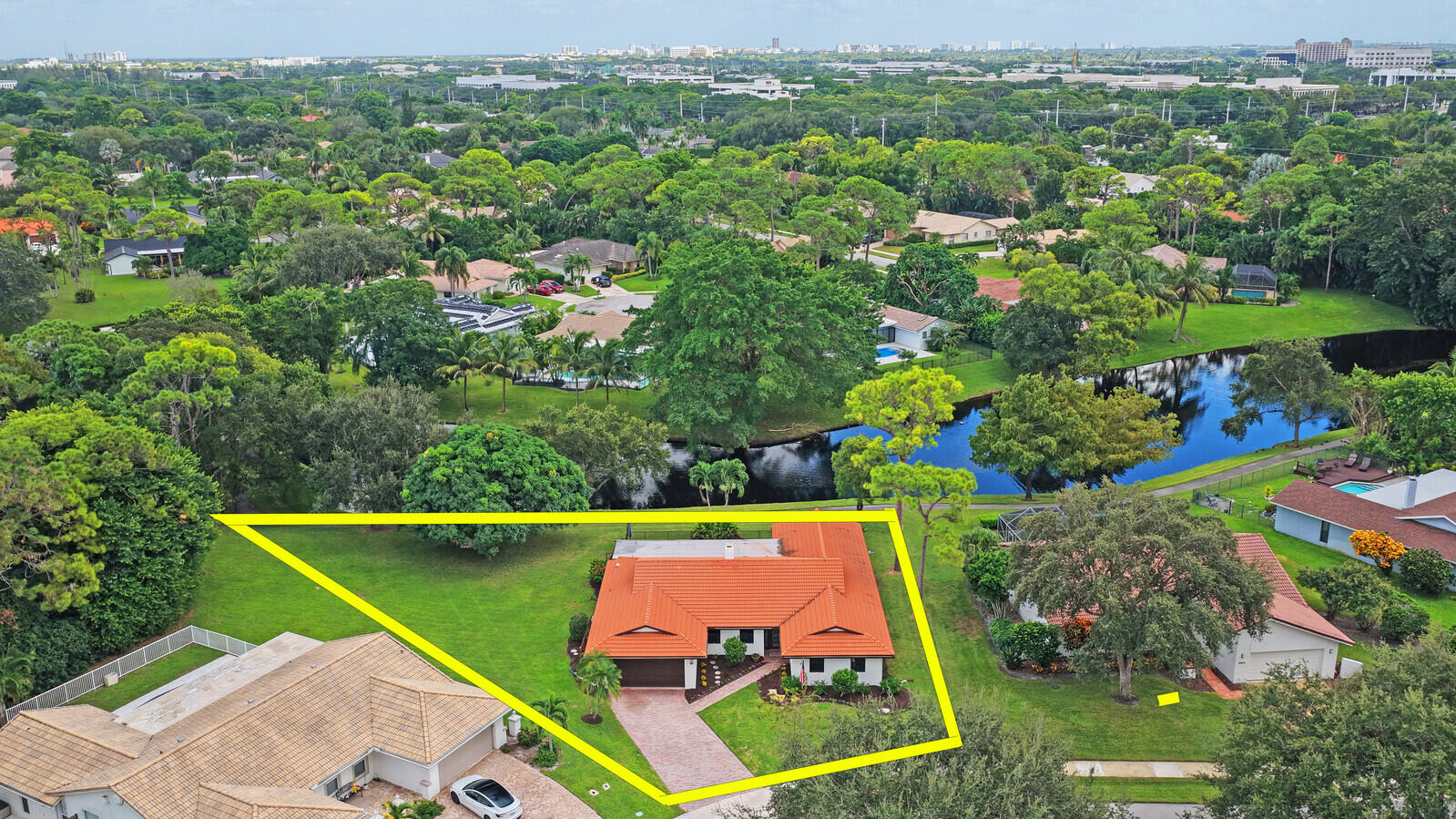 2708 NW 26TH Circle