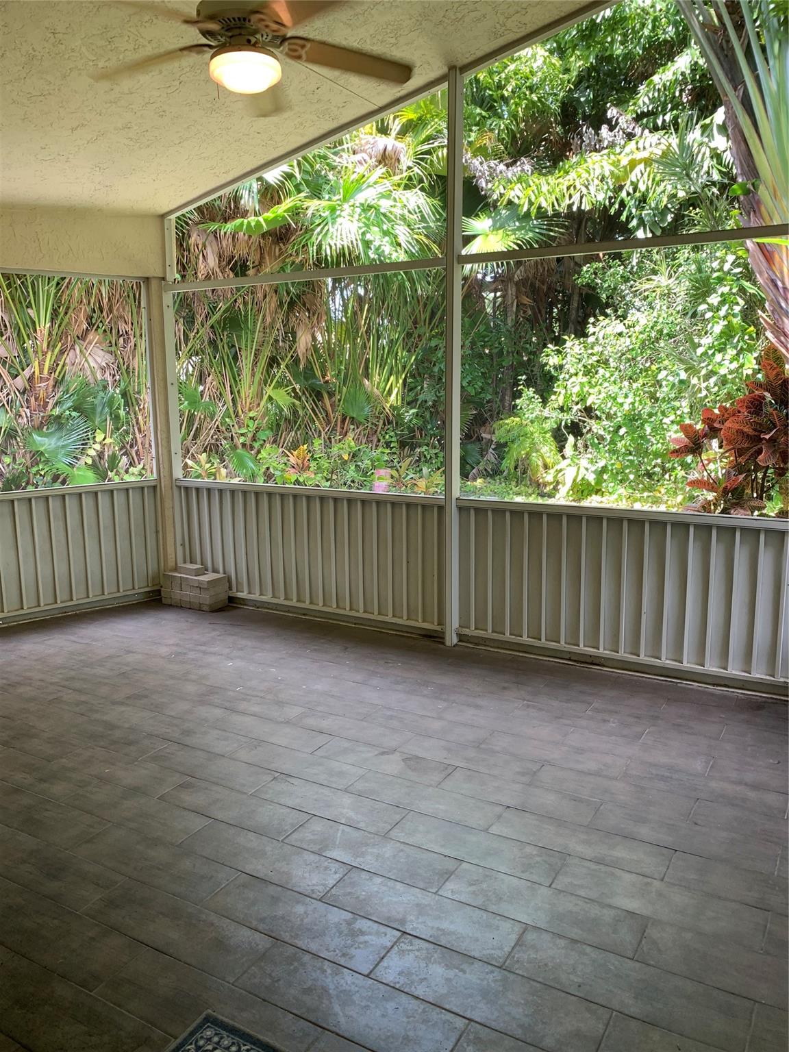 6315 Breckenridge Cir