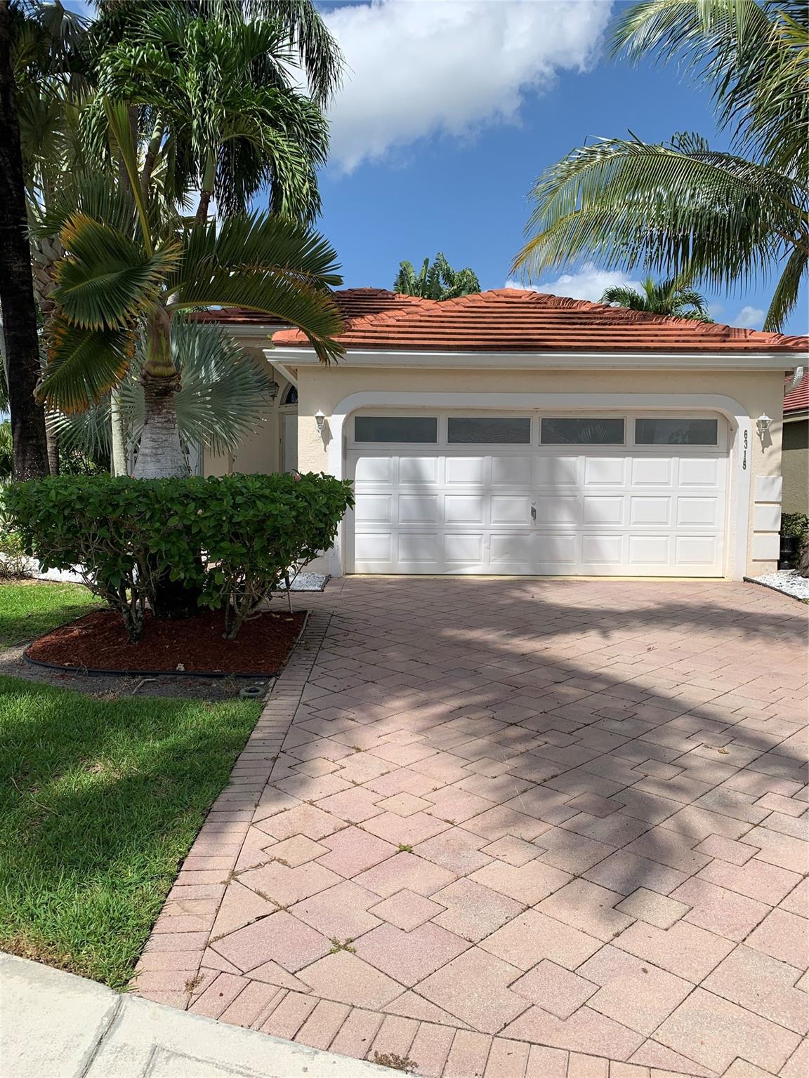 6315 Breckenridge Cir