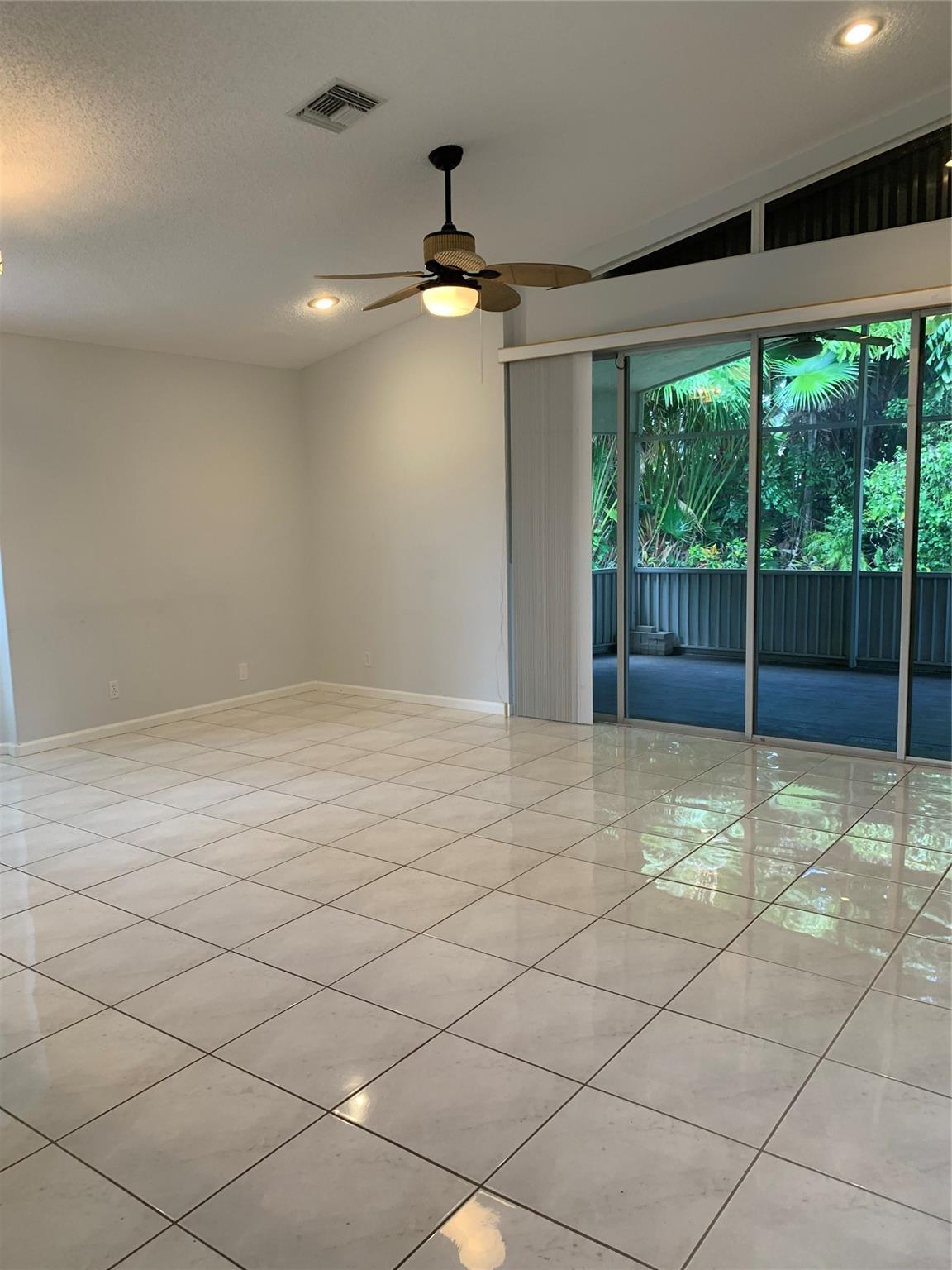 6315 Breckenridge Cir