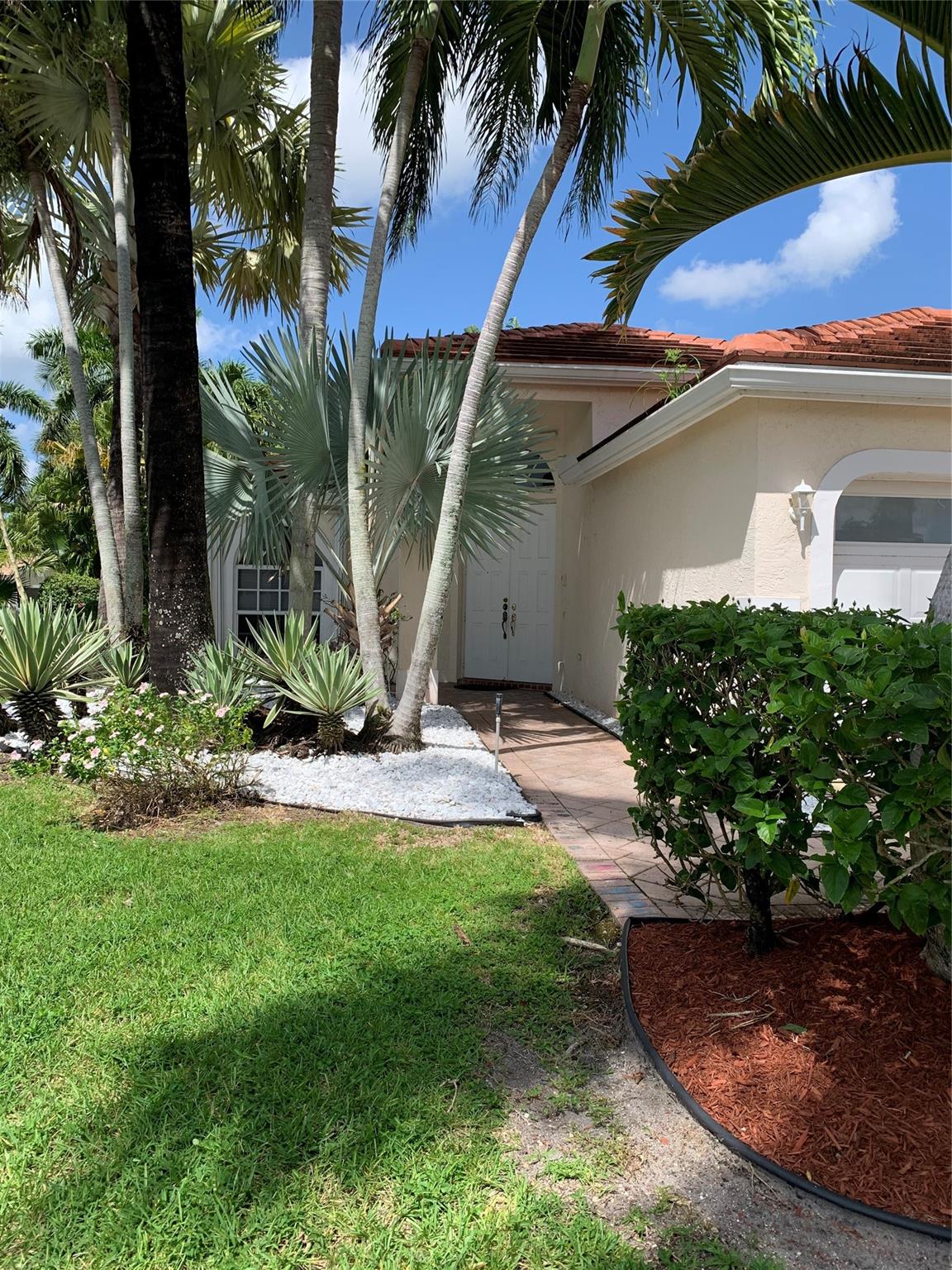 6315 Breckenridge Cir