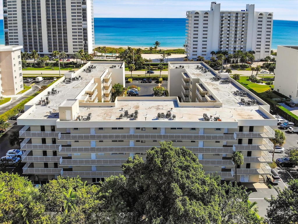 2929 S Ocean Blvd 406