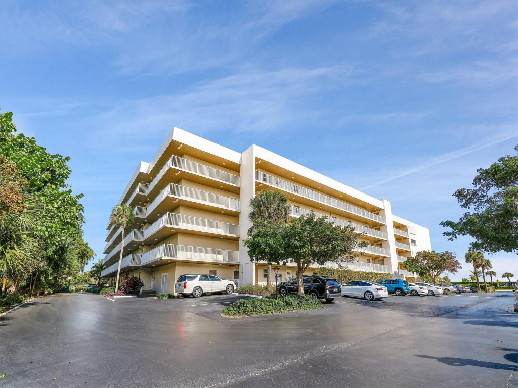 2929 S Ocean Blvd 406