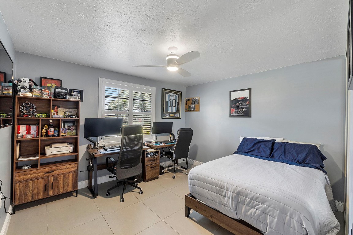 6025 Balboa Circle 101