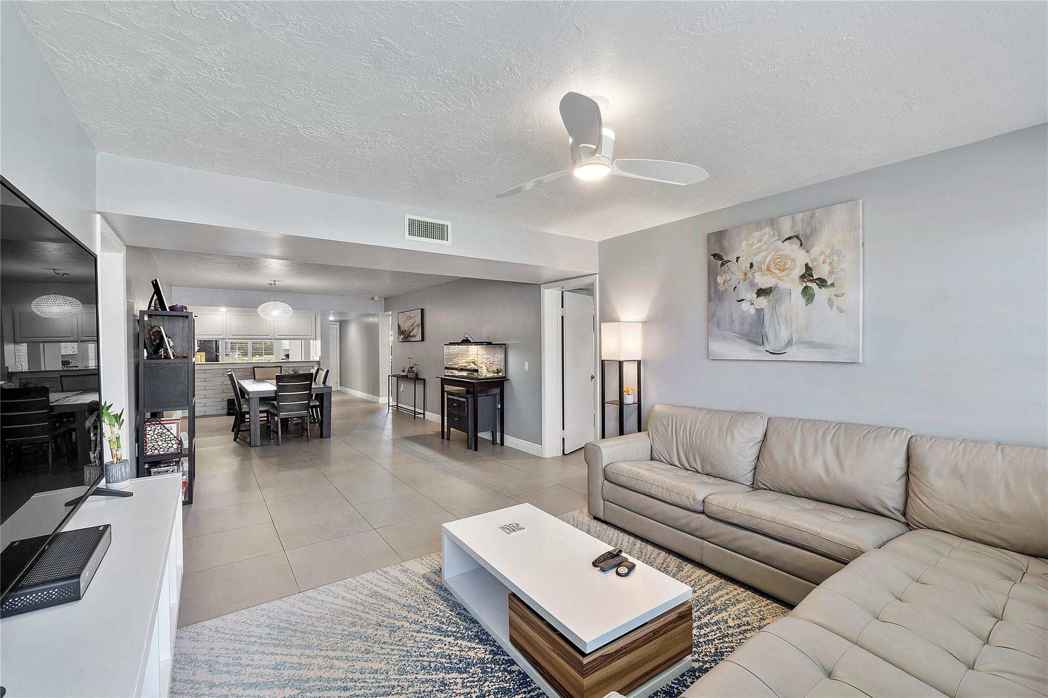 6025 Balboa Circle 101