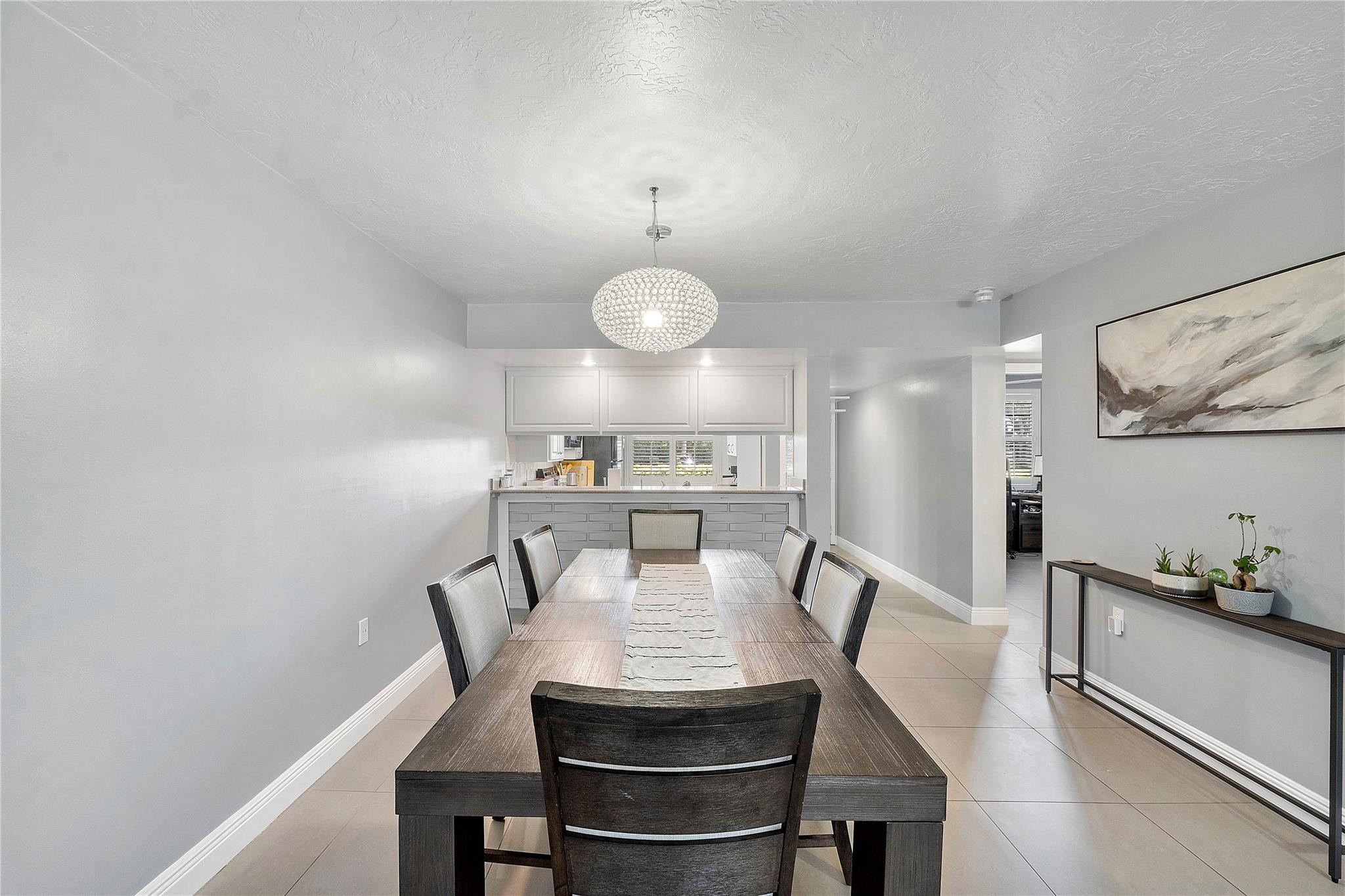 6025 Balboa Circle 101