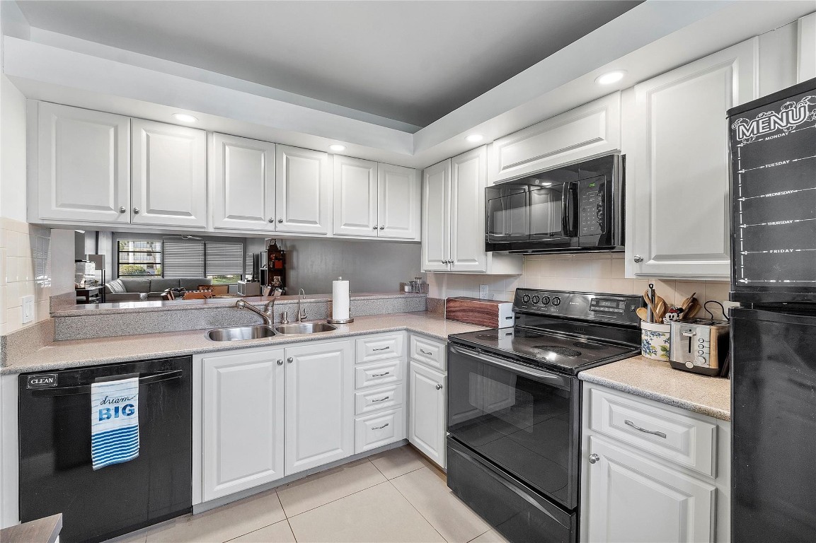 6025 Balboa Circle 101