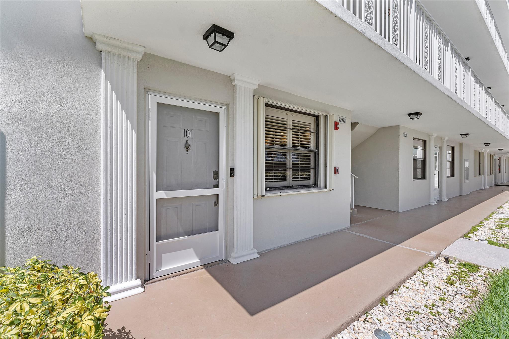 6025 Balboa Circle 101